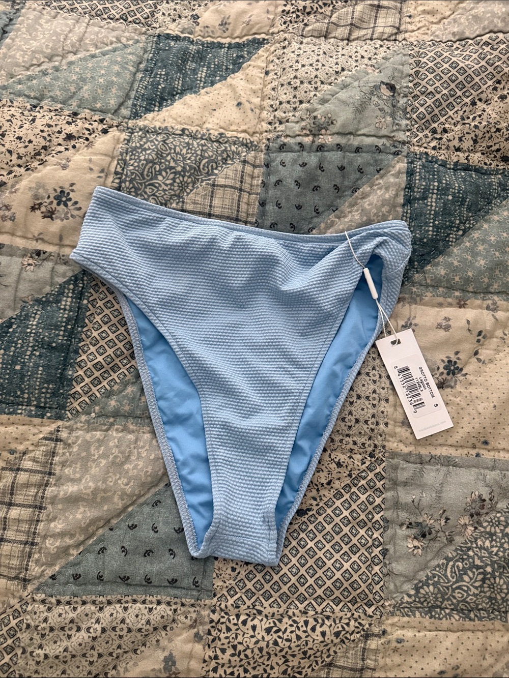 Frankieโs Bikinis Grotto High Waited Bottom Unworn with tags